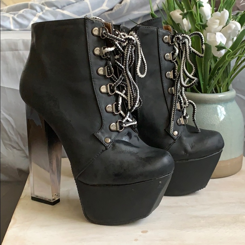 Black Platforms